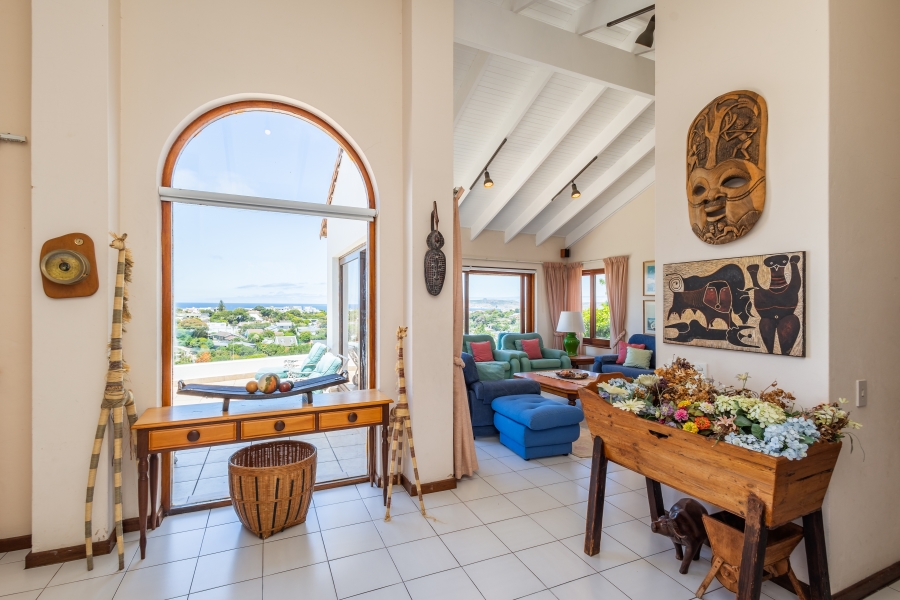 5 Bedroom Property for Sale in Lower Robberg Western Cape